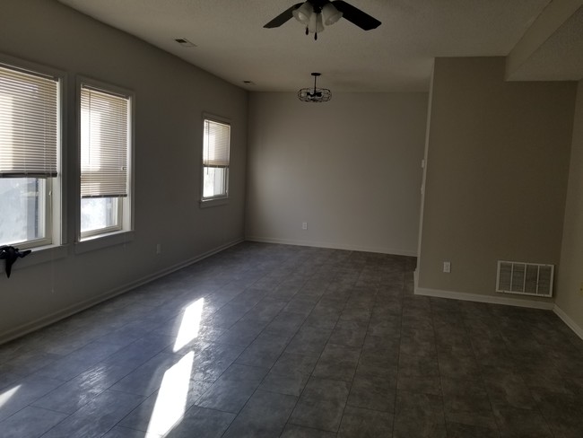 3526 Locust St, Unit 2