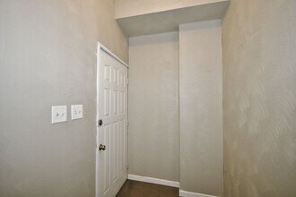 1606 Bingham St-Unit -1606 Bingham Floor 2 in Pittsburgh, PA - Foto de edificio - Building Photo