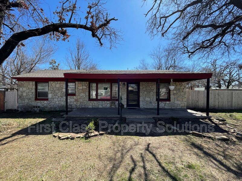 6618 NW 31st St in Bethany, OK - Building Photo