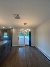 25 Cumberland Rd in Jericho, NY - Building Photo - Building Photo