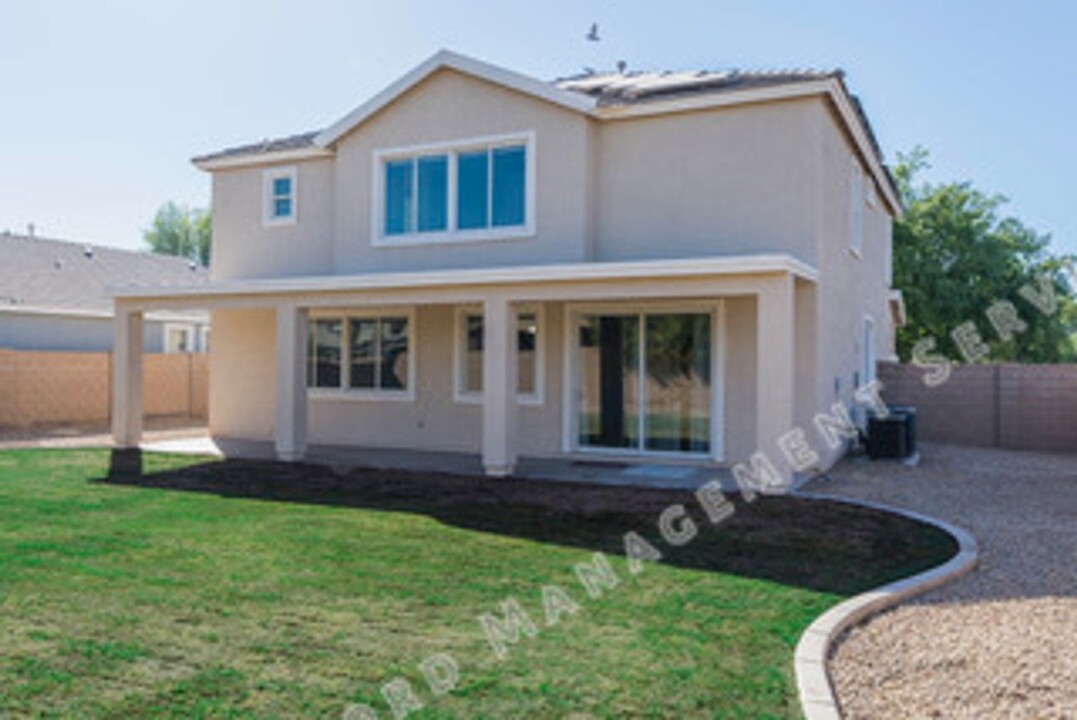 15128 W Desert Mirage Dr in Surprise, AZ - Building Photo