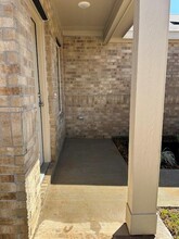 669 Falling Cave Dr in Willis, TX - Building Photo - Building Photo