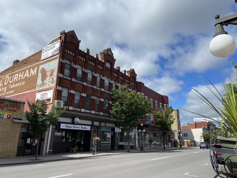 130 E Main St, Unit 5 in Lock Haven, PA - Building Photo
