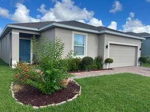 3222 Stratton Cir in Kissimmee, FL - Building Photo - Building Photo