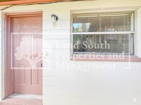 725 E Lime St in Lakeland, FL - Building Photo