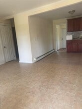 21 Lincoln Dr in Rocky Point, NY - Building Photo - Building Photo