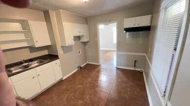 3630 Wilshire Rd in Memphis, TN - Building Photo - Building Photo