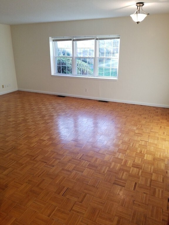 169 Lake Shore Rd in Boston, MA - Building Photo - Building Photo