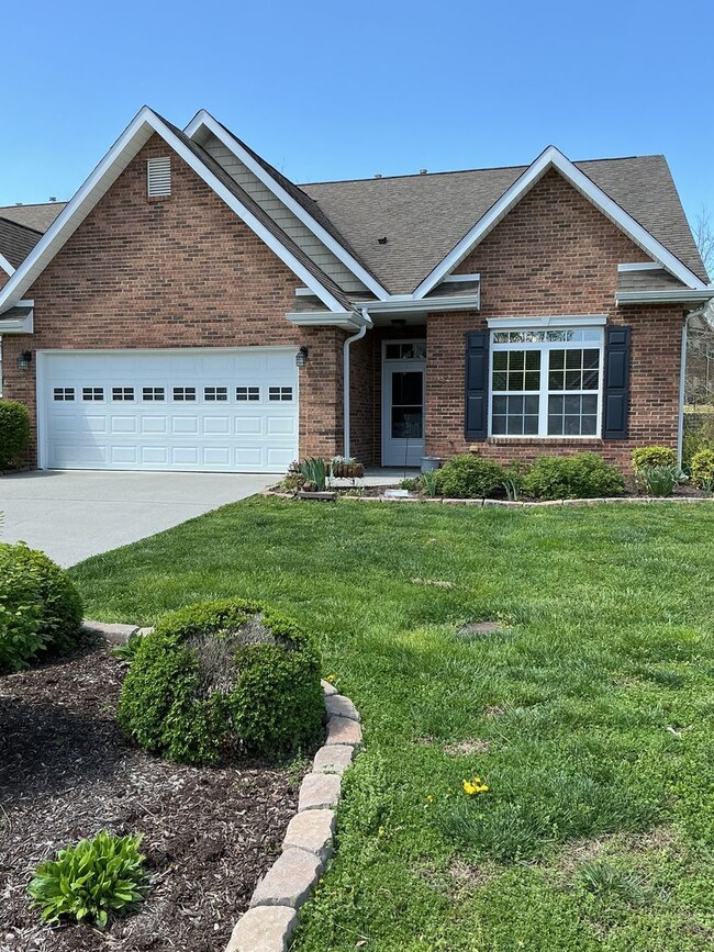 property at 162 River Garden Ct