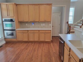 2098 Silas Way NW in Atlanta, GA - Building Photo - Building Photo