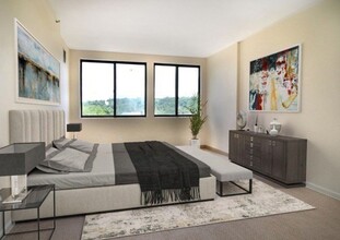 1728 Beacon St, Unit 621 in Brookline, MA - Building Photo - Building Photo