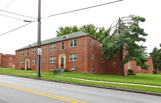 Westhills Square Apartments in Baltimore, MD - Building Photo - Building Photo