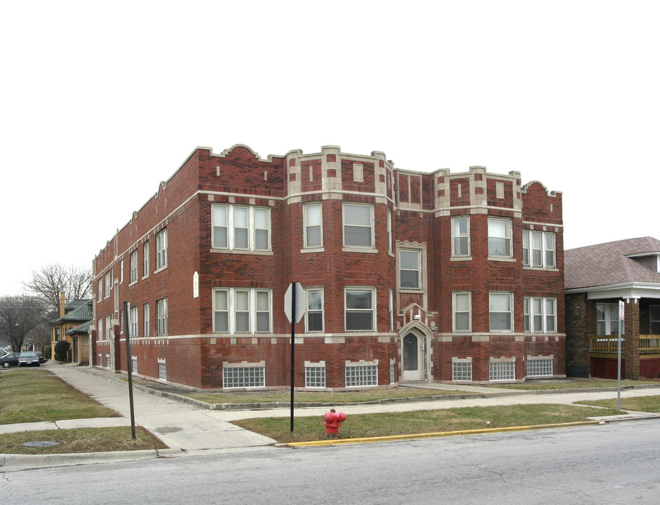 6556 S Mozart St in Chicago, IL - Building Photo