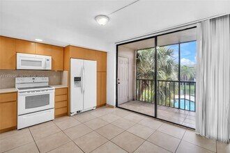 8540 SW 133rd Avenue Rd, Unit 312 in Miami, FL - Building Photo - Building Photo