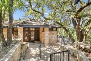 4711 Spicewood Springs Rd in Austin, TX - Building Photo