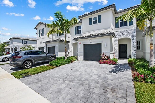 11853 NW 47th Mnr in Coral Springs, FL - Building Photo - Building Photo
