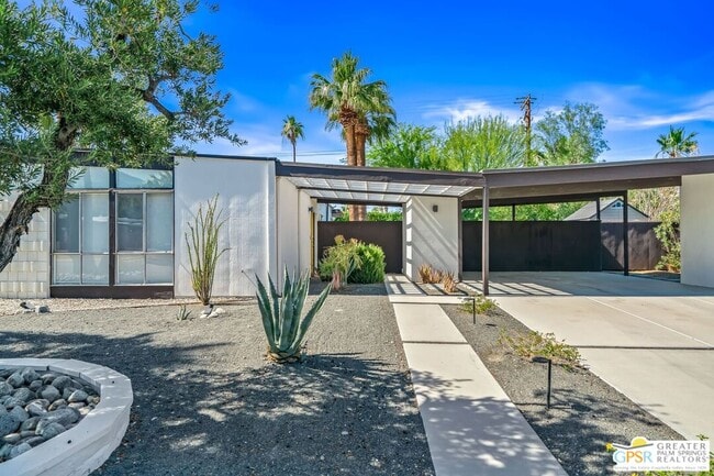 400 E Glen Cir S in Palm Springs, CA - Building Photo - Building Photo