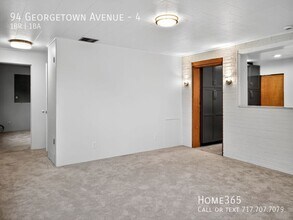 94 Georgetown Ave in West View, PA - Building Photo - Building Photo