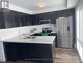 55 Romilly Ave in Brampton, ON - Building Photo - Building Photo