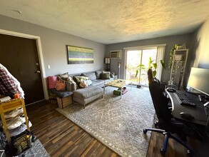 80 Walnut St in Canton, MA - Building Photo - Building Photo