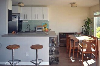 3111 4th St, Unit 213 in Santa Monica, CA - Building Photo - Building Photo