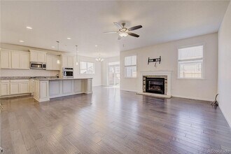 11475 Helena St in Commerce City, CO - Foto de edificio - Building Photo