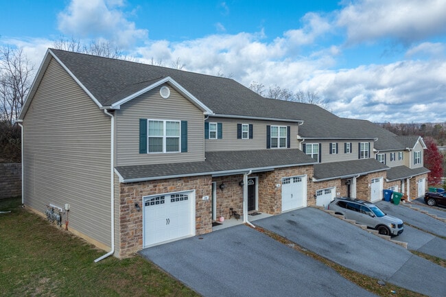 Monticello Heights Townhomes