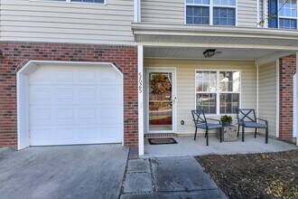 5625 Fellowship Dr in Greensboro, NC - Building Photo - Building Photo