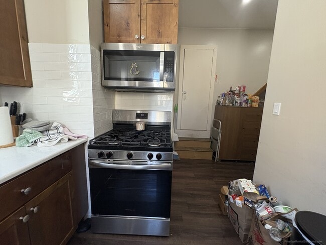 19 Ashford St, Unit 1 in Boston, MA - Foto de edificio - Building Photo