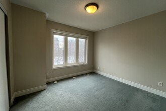 70 Suncrest Blvd in Markham, ON - Building Photo - Building Photo