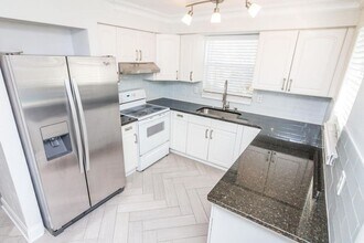 440 Nautilus Ave in Daytona Beach, FL - Building Photo - Building Photo