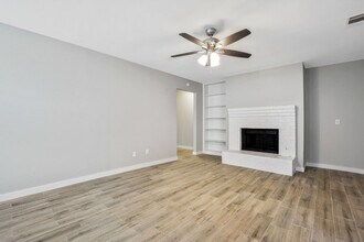 9011 Sanger Dr in Austin, TX - Building Photo - Building Photo