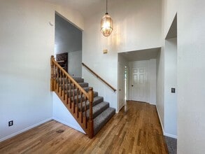 1095 Robin Cir in Arroyo Grande, CA - Building Photo - Building Photo