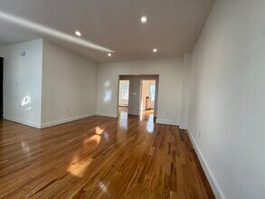 39 Newbury Ave in Quincy, MA - Foto de edificio - Building Photo