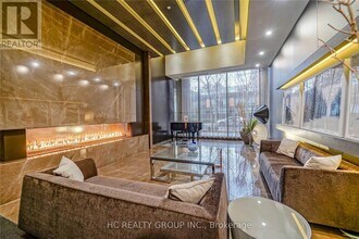 101-3101 Charles St E in Toronto, ON - Building Photo - Building Photo