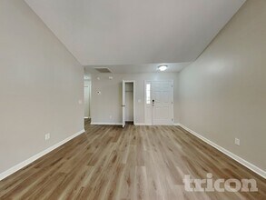 185 Caughman Ridge Rd in Columbia, SC - Foto de edificio - Building Photo