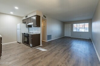 6407 E Butte St in Mesa, AZ - Building Photo - Building Photo