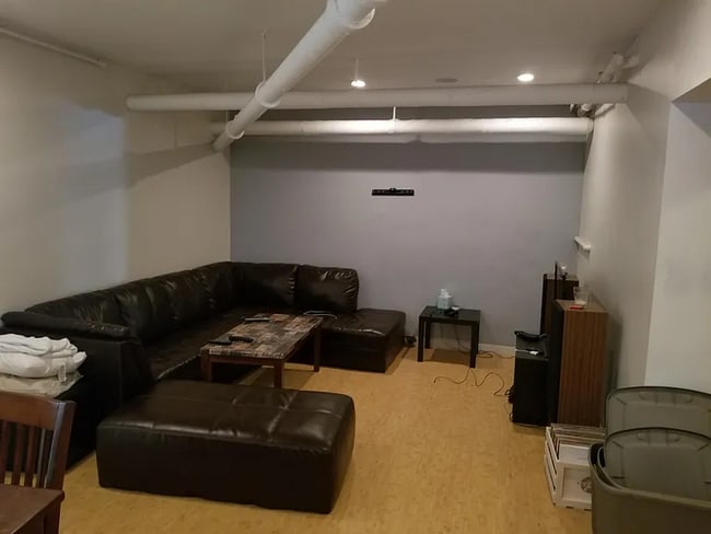 property at 1818 La Salle Ave