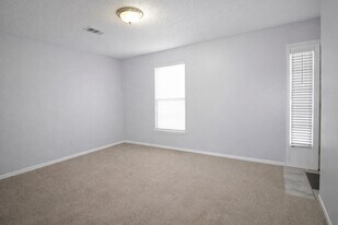 1310 S Caney Trails Dr in Wharton, TX - Building Photo