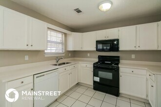 703 Stonebridge Terrace in Lithonia, GA - Building Photo - Building Photo