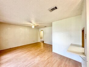 1102 Williamson Dr, Unit 1104 in Killeen, TX - Building Photo - Building Photo