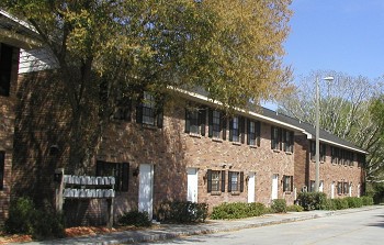 Kings Oaks Town Houses in Brandon, FL - Building Photo - Building Photo