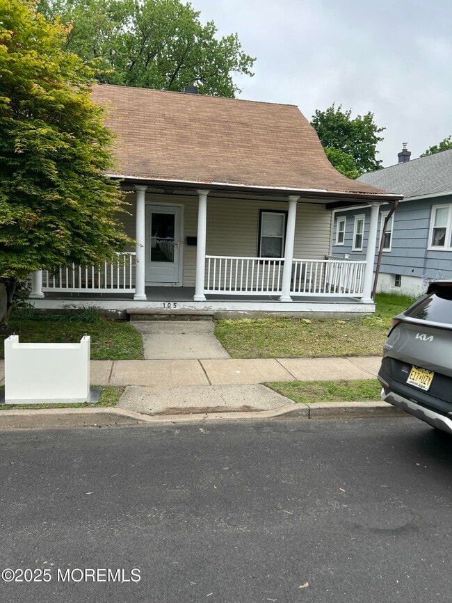 property at 105 Poplar Ave