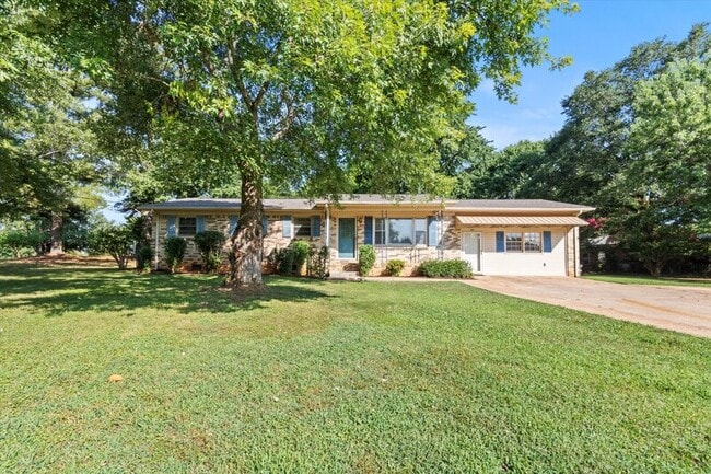 property at 507 Clift Dr