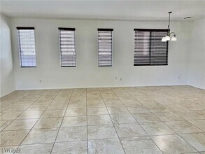 732 Blue Barrel St in Henderson, NV - Building Photo - Building Photo