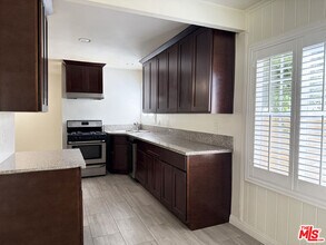 19023 Cantlay St in Los Angeles, CA - Building Photo - Building Photo