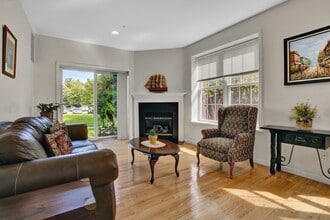 1309 Half Moon Bay Dr in Croton-on-Hudson, NY - Building Photo - Building Photo