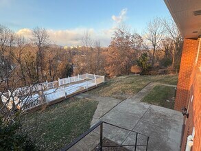 909 Ridge St in Charlottesville, VA - Building Photo - Building Photo