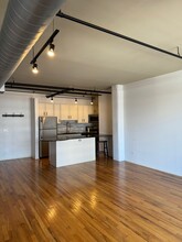 420 S Clinton St, Unit 703 in Chicago, IL - Building Photo - Building Photo