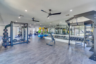 Heritage Deer Valley in Phoenix, AZ - Building Photo - Interior Photo